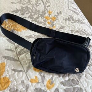 lululemon athletica Navy Men's Belt Bag